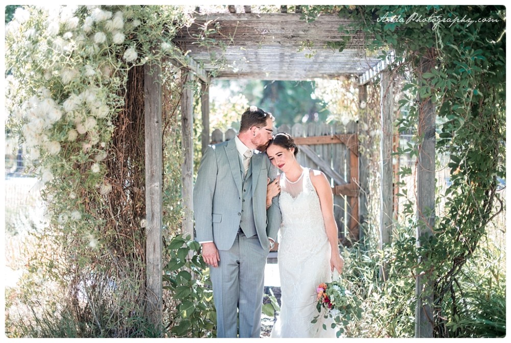 Anda Photography Bellingham wedding photography Bellingham lifestyle wedding photographer Seattle wedding photographers Sleeping Lady Resort Leavenworth wedding_0014