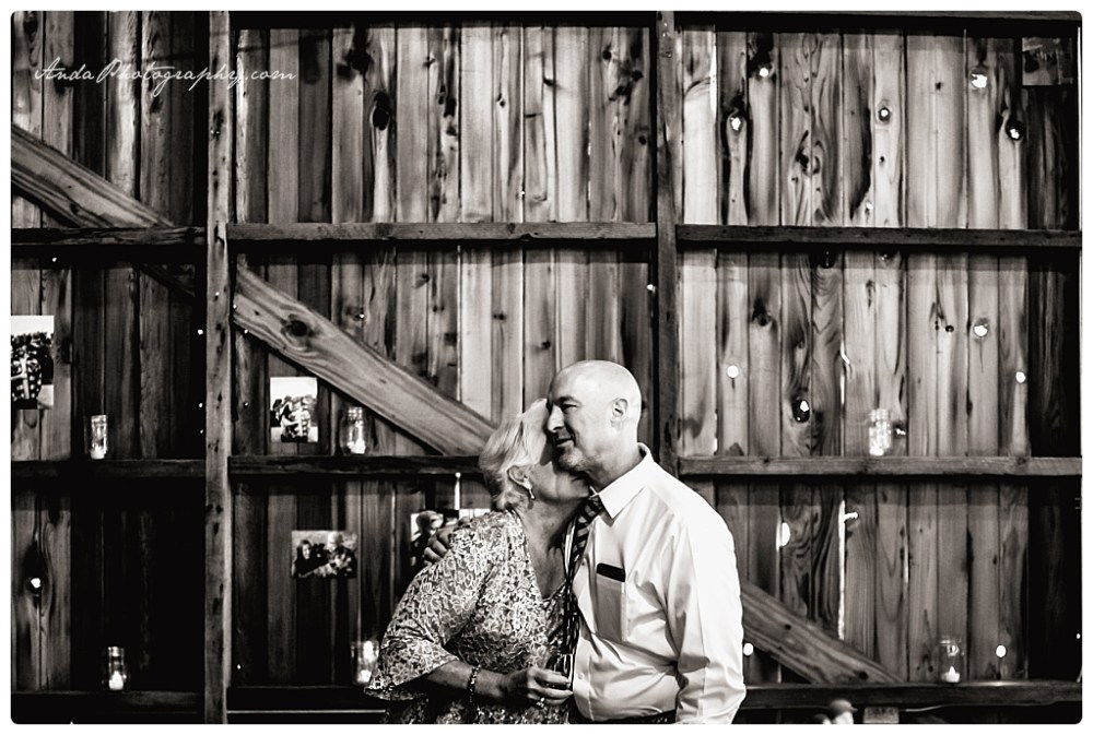 Anda Photography Bellingham wedding photography Bellingham lifestyle wedding photographer Maplehurst Farms_0084b