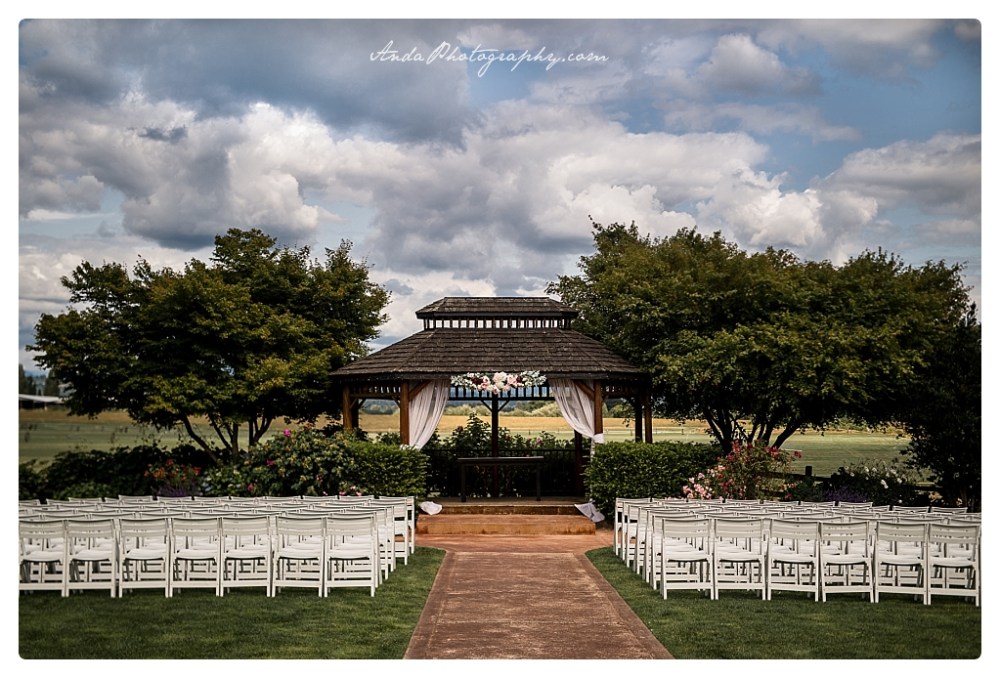 Anda Photography Bellingham wedding photographer Hidden Meadows wedding Bellingham lifestyle wedding photographer whatcom county engagement photographer_0002