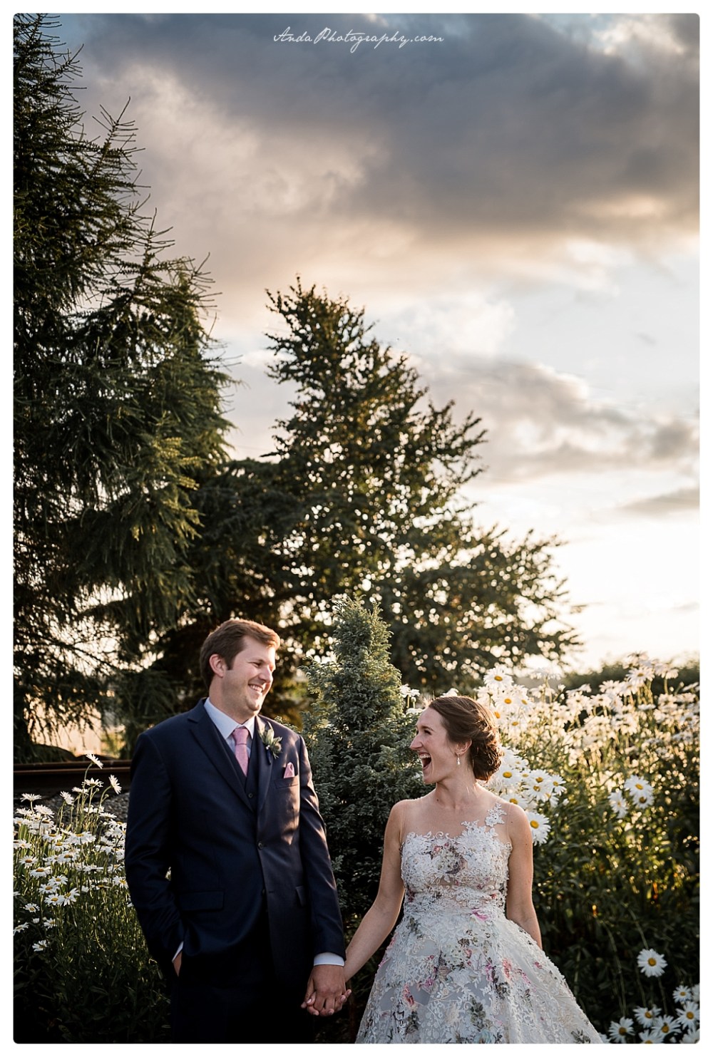 Anda Photography Bellingham wedding photographer Hidden Meadows wedding Bellingham lifestyle wedding photographer whatcom county engagement photographer_0024b
