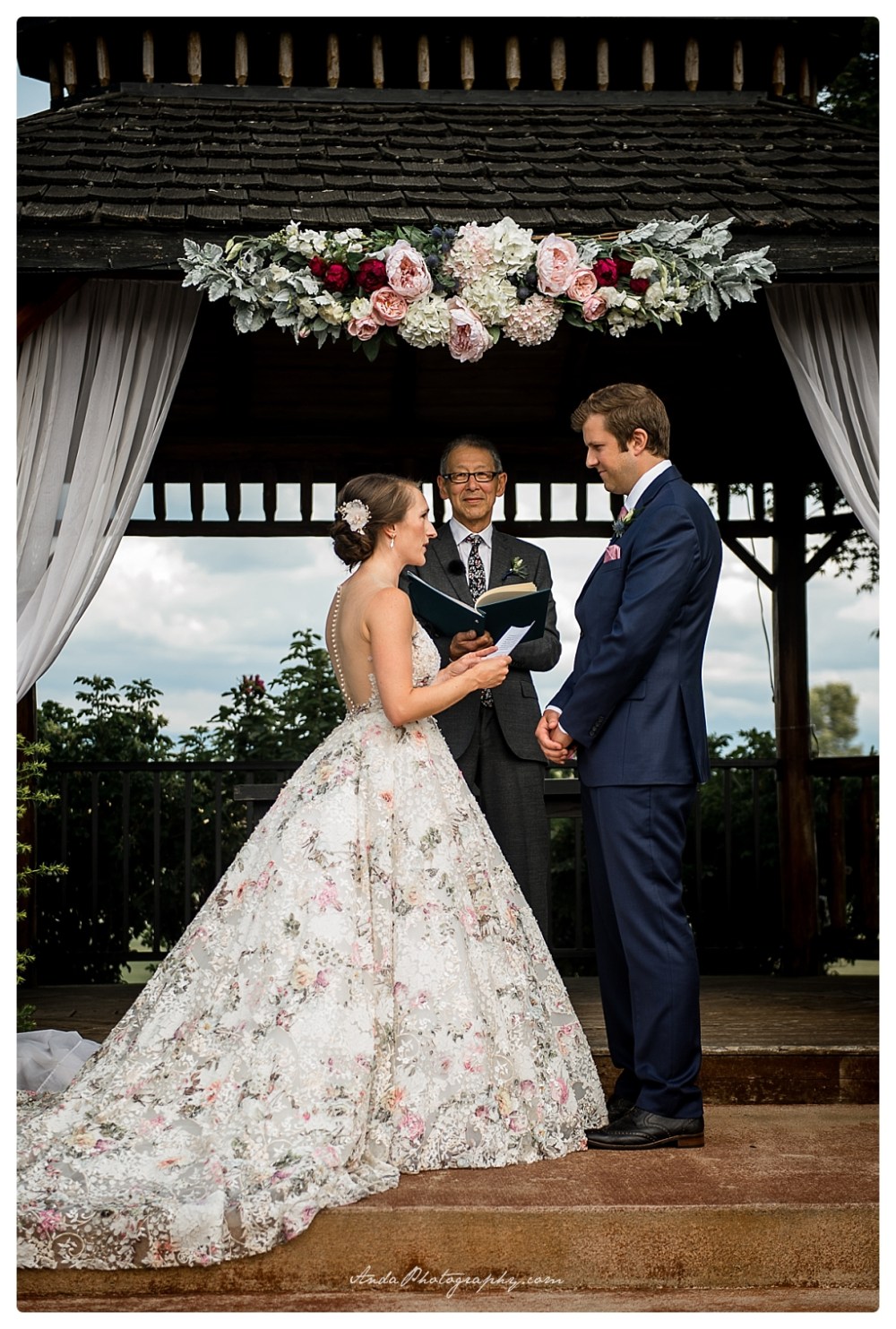 Anda Photography Bellingham wedding photographer Hidden Meadows wedding Bellingham lifestyle wedding photographer whatcom county engagement photographer_0046b