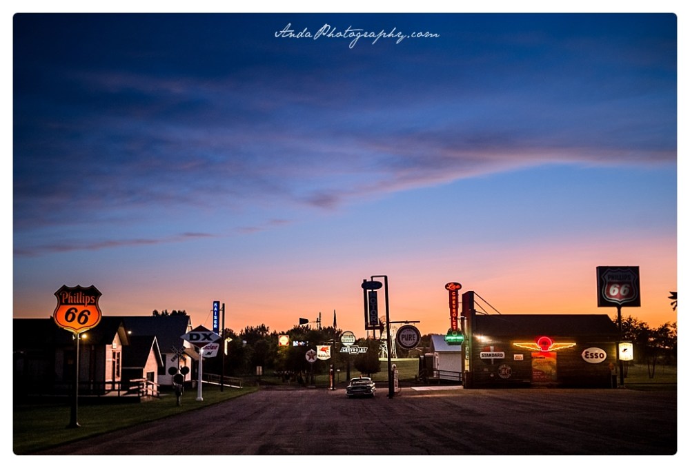 Anda Photography Bellingham wedding photographer Little Log House Pioneer Village Wedding lifestyle wedding photographer Minneapolois Wedding Photographer travel wedding photographer_0077