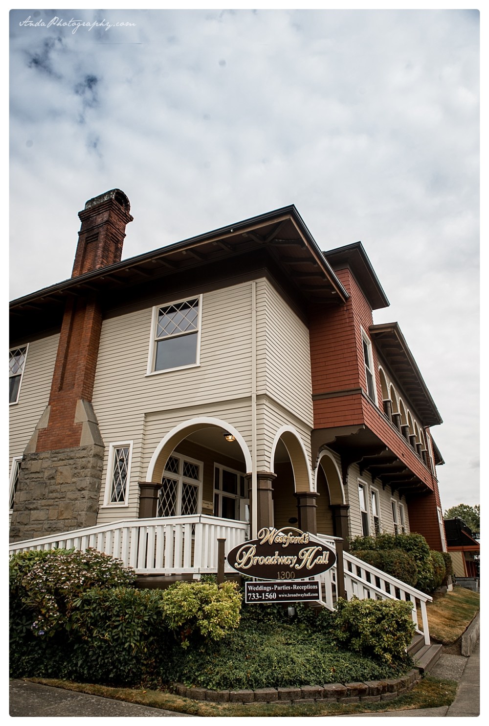 Anda Photography Bellingham wedding photographer Broadway Hall Wedding lifestyle wedding photographer Seattle Wedding Photographer_0020