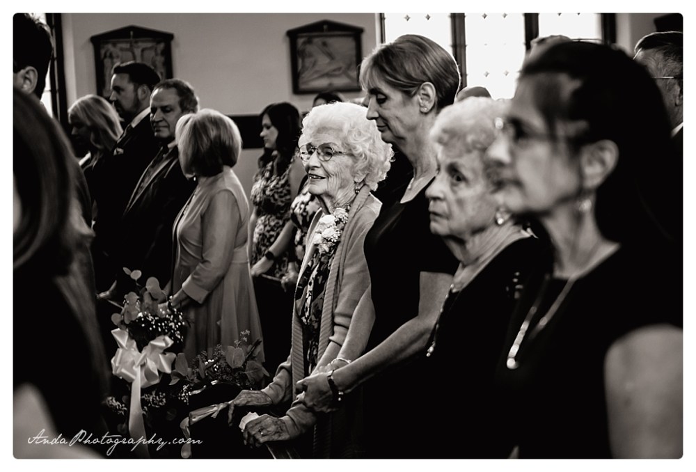 Anda Photography Bellingham wedding photographer Bellingham Yacht Club Wedding lifestyle wedding photographer Seattle Wedding Photographer_0027