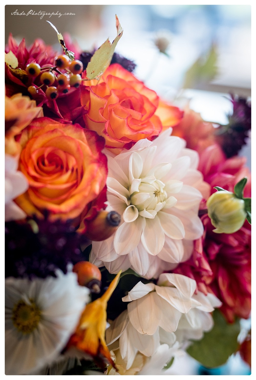 Anda Photography Bellingham wedding photographer Shuksan Golf Club Wedding lifestyle wedding photographer Seattle Wedding Photographer_0053