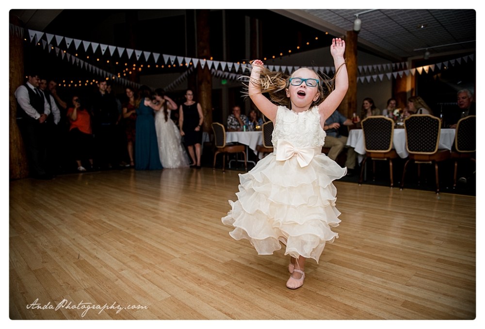 Anda Photography Bellingham wedding photographer Shuksan Golf Club Wedding lifestyle wedding photographer Seattle Wedding Photographer_0060