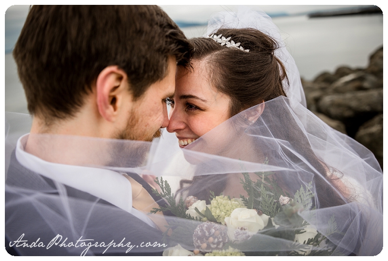 Bellingham Wedding Photographer Seattle wedding photography Squalicum Boathouse wedding Anda Photography_0018
