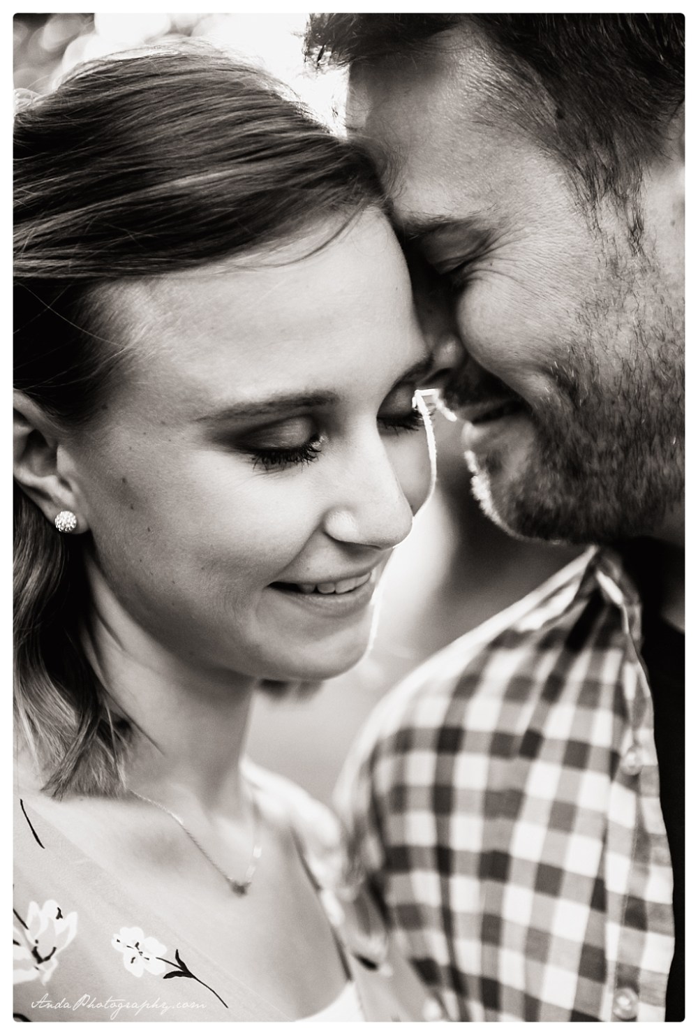 Anda Photography, Bellingham engagement photographer, Tennant Lake engagement photos, Hovander Park engagement photos, Bellingham wedding photographer, Whatcom County wedding photographer_0001