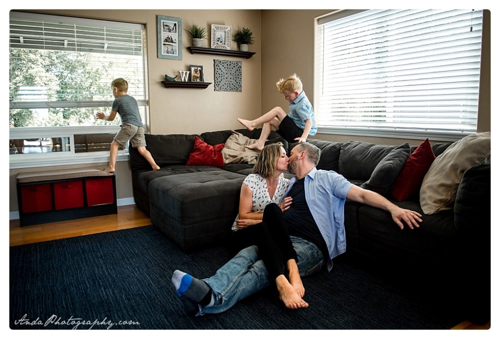 Anda Photography, Bellingham family photographer, in-home family photography, lifestyle family photography, whatcom county photographer, photojournalistic family photography_0008